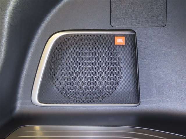 Toyota Harrier 5