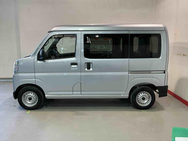 Daihatsu Hijet Cargo 10