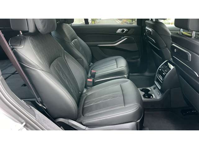 BMW X7 12