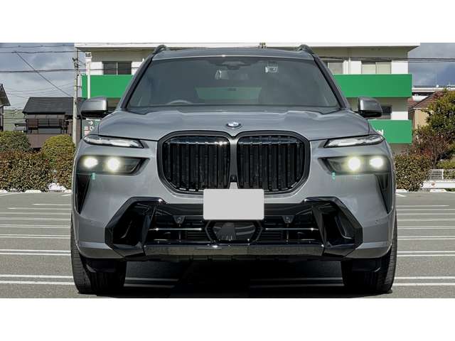 BMW X7 2