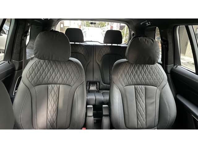 BMW X7 10