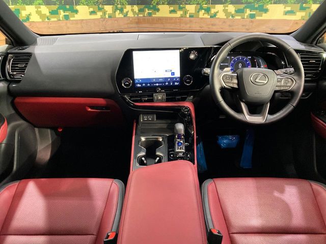 Lexus NX 2