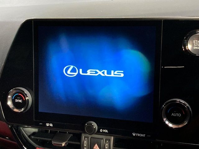 Lexus NX 4