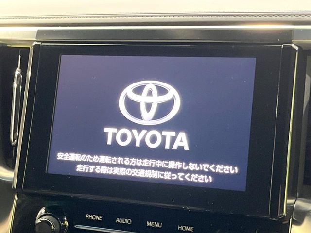 Toyota Alphard 3