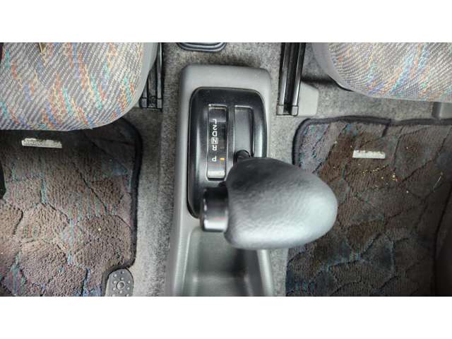 Mazda AZ-オフロード 10