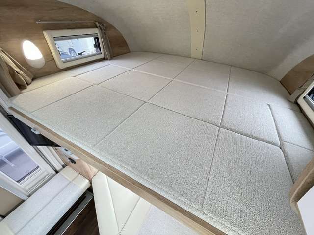 Toyota Camroad 12