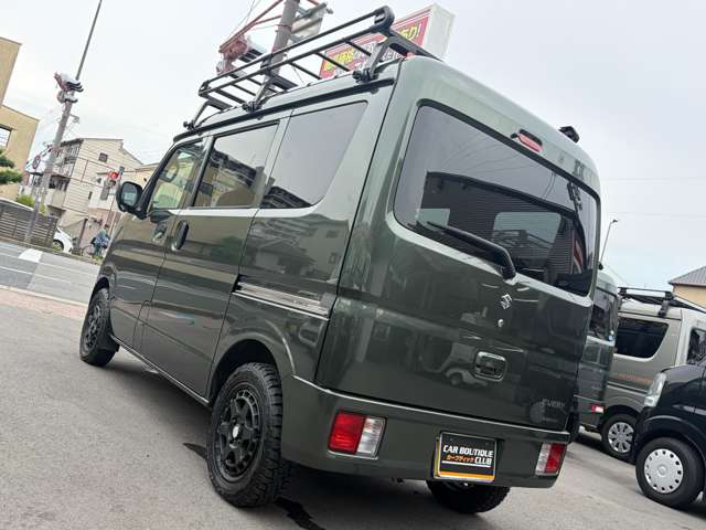 Suzuki Every 12