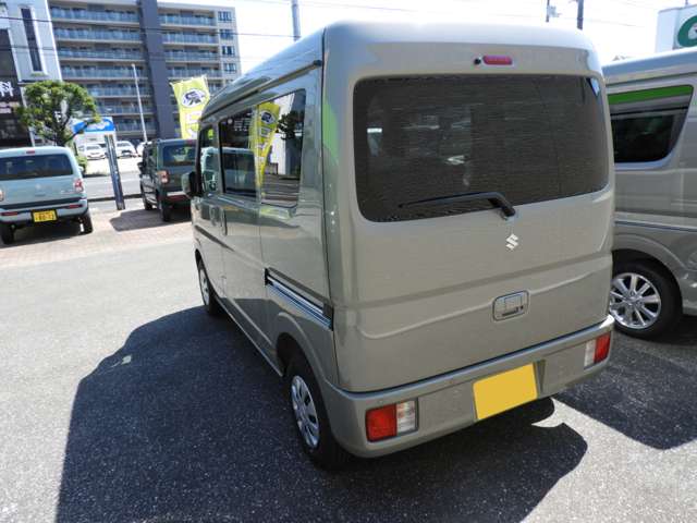 Suzuki Every 8