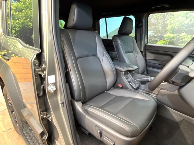 Toyota Land Cruiser FJ 8