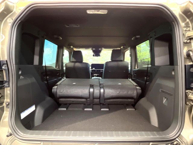 Toyota Land Cruiser FJ 10