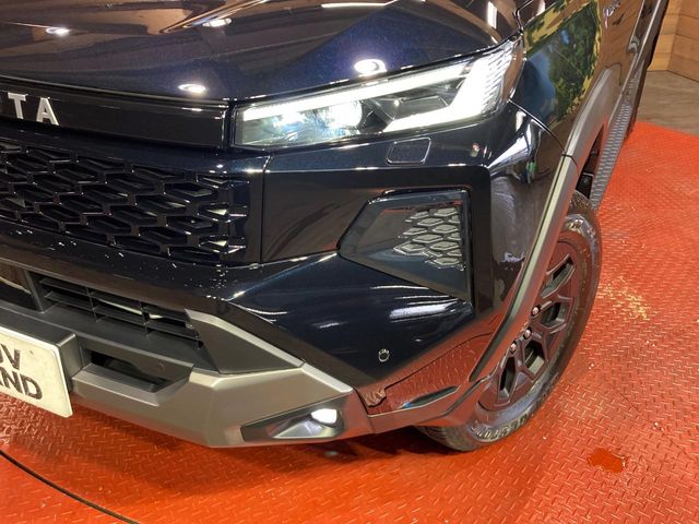 Toyota Hilux 12
