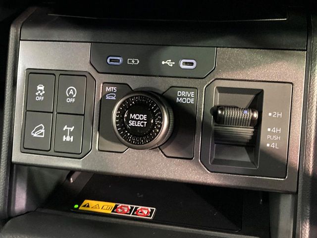 Toyota Hilux 6