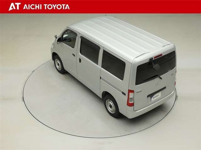 Toyota Town Ace Van 12