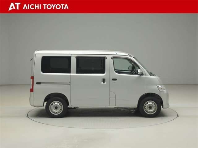 Toyota Town Ace Van 7