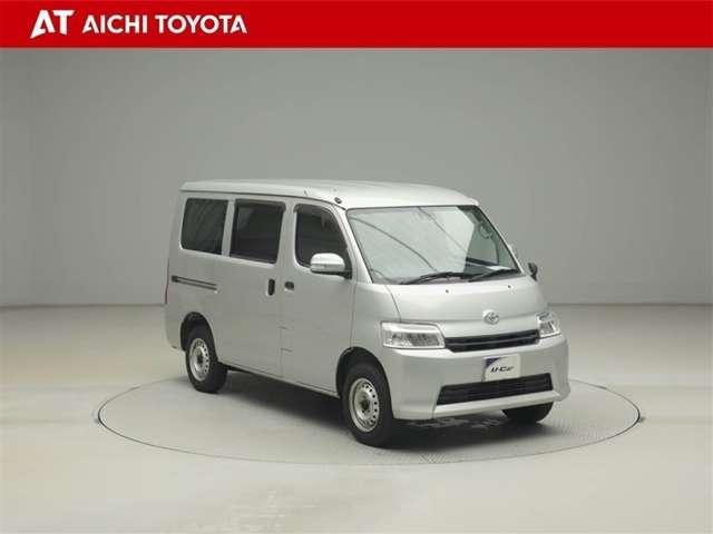 Toyota Town Ace Van 8