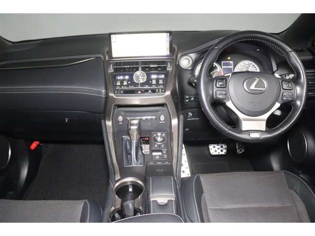 Lexus NX 2