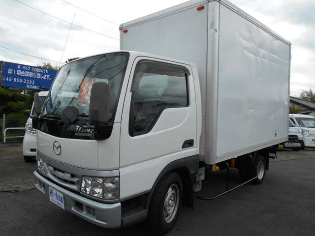 Mazda Titan Dash 5