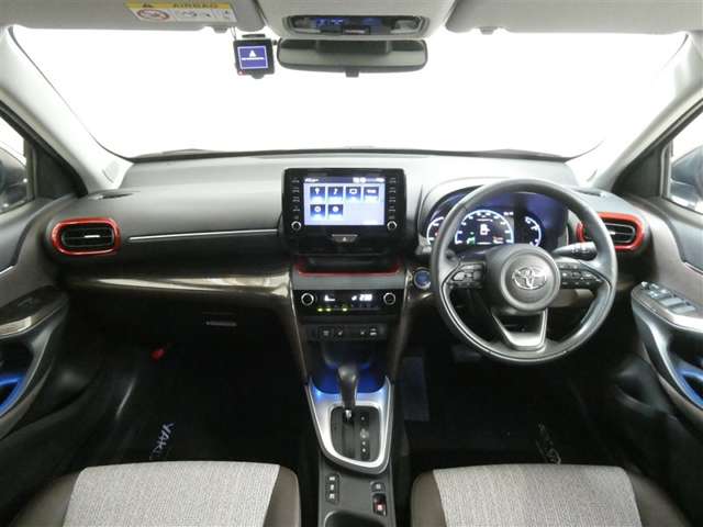Toyota Yaris Cross 12