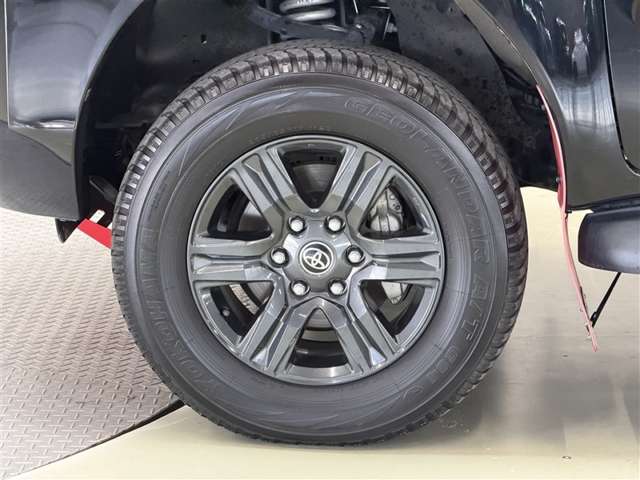 Toyota Hilux 7