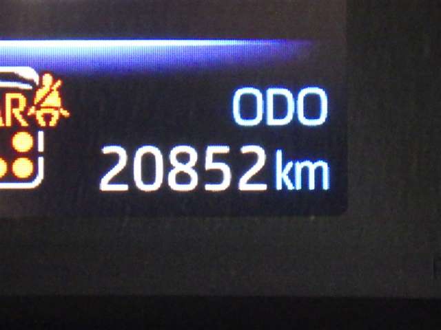 Toyota Voxy 10