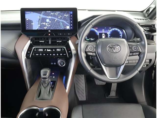 Toyota Harrier 4