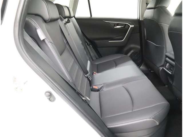 Toyota RAV4 11