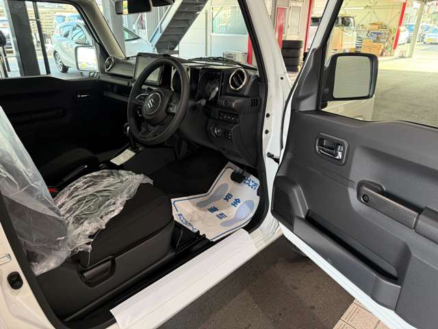 Suzuki Jimny 11