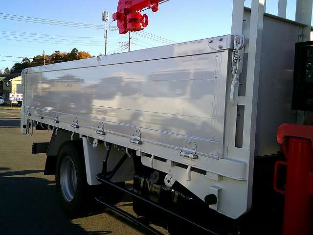 Isuzu Elf 11