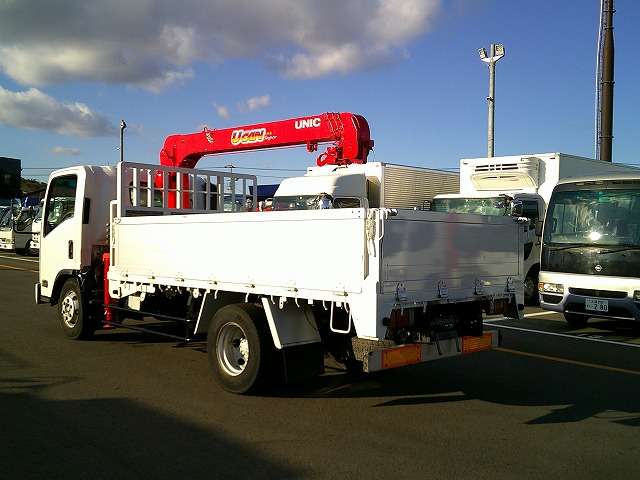 Isuzu Elf 6