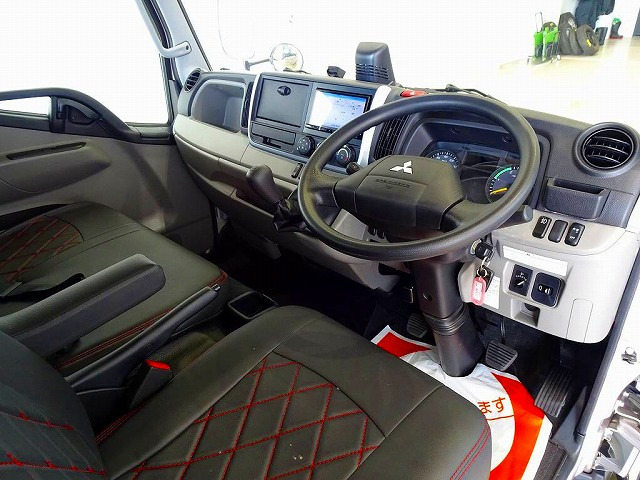 Mitsubishi Fuso Canter 3