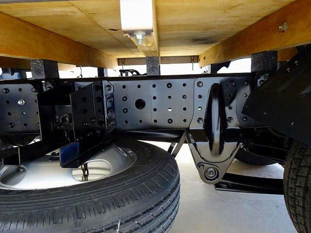 Mitsubishi Fuso Canter 10