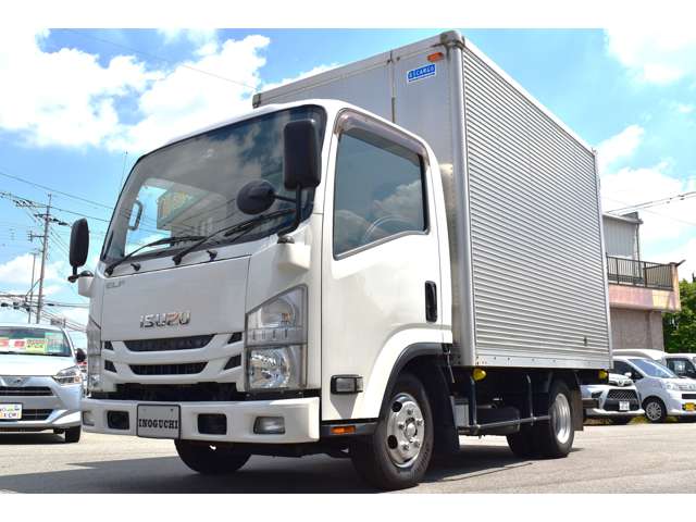 Isuzu Elf 4
