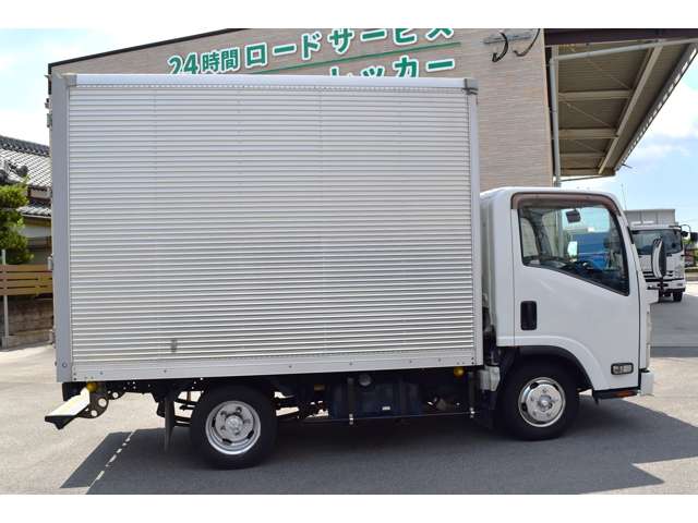Isuzu Elf 10