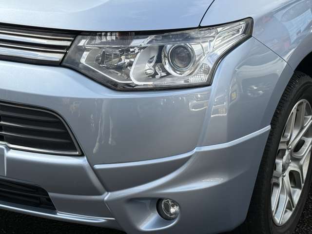 Mitsubishi Outlander PHEV 11
