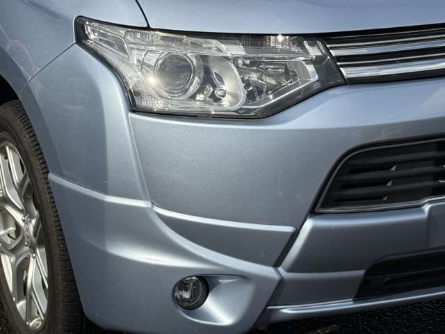 Mitsubishi Outlander PHEV 10