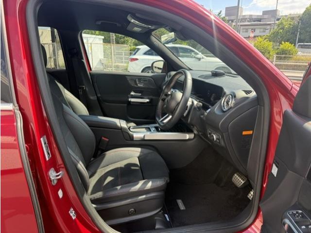 Mercedes-Benz GLB 7