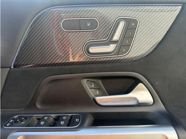 Mercedes-Benz GLB 9