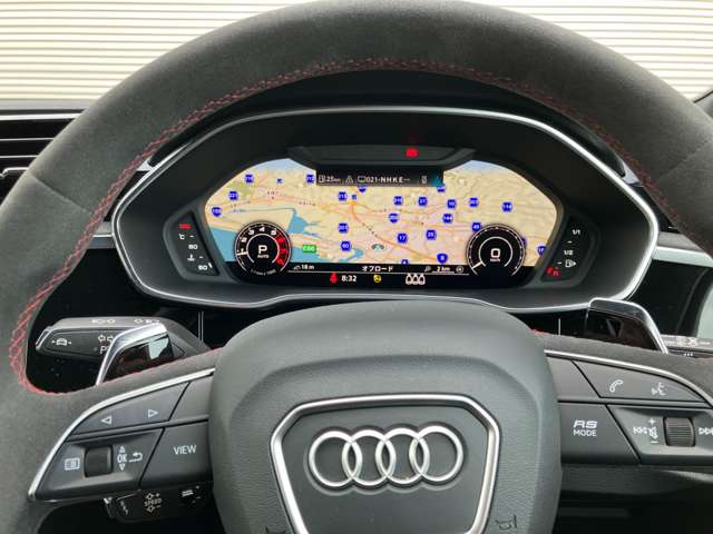 Audi RS Q3 12