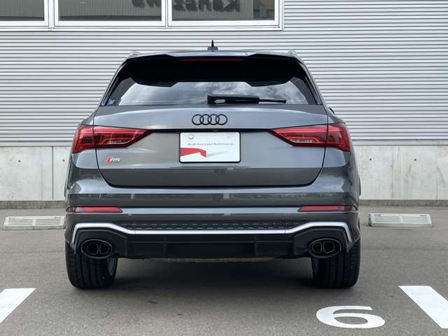 Audi RS Q3 6