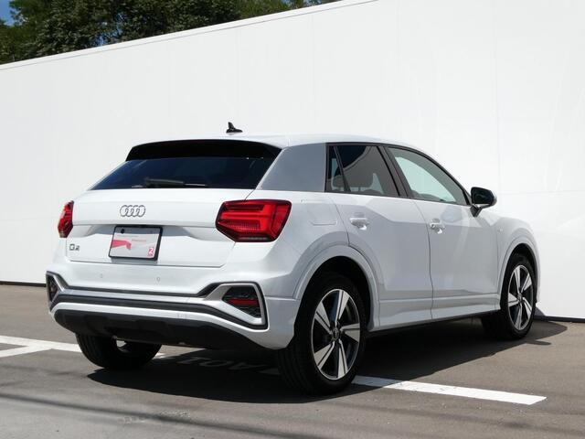 Audi Q2 4