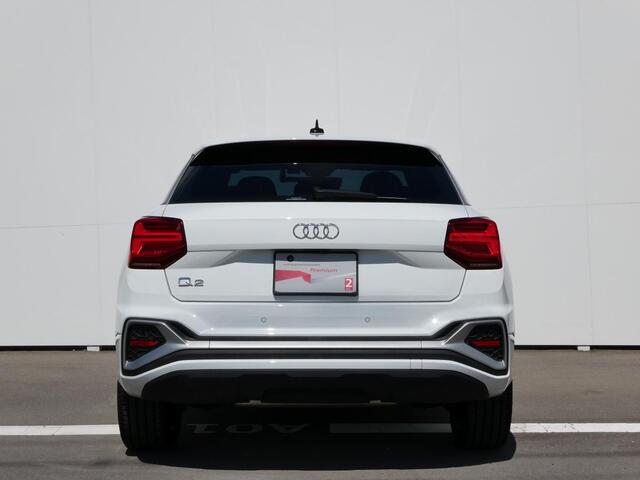 Audi Q2 5