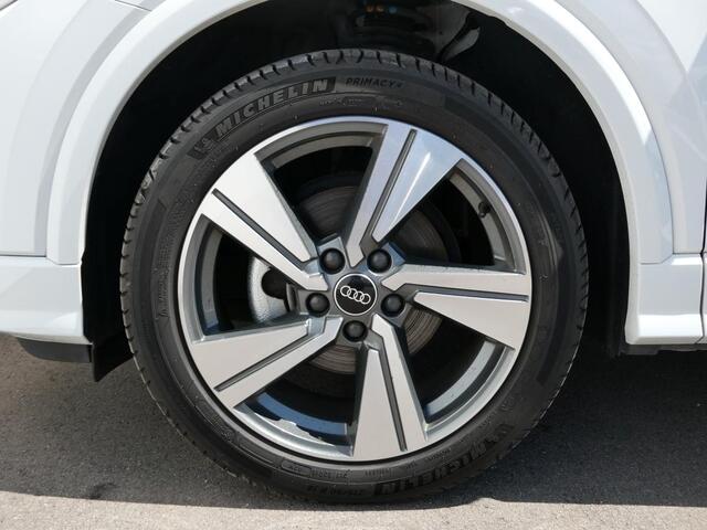 Audi Q2 7