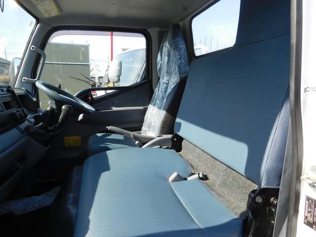 Mitsubishi Fuso Canter 12