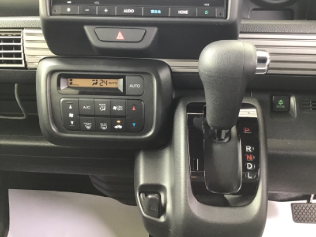 Honda N-VAN 7