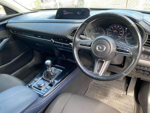 Mazda CX-30 3