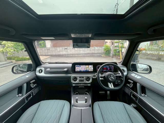 Mercedes-Benz G-Class 3