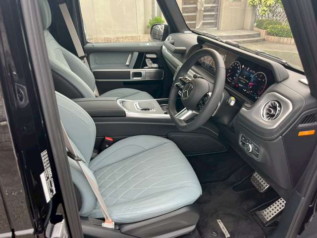 Mercedes-Benz G-Class 9