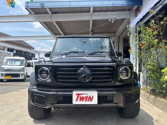 Mercedes-Benz G-Class 2