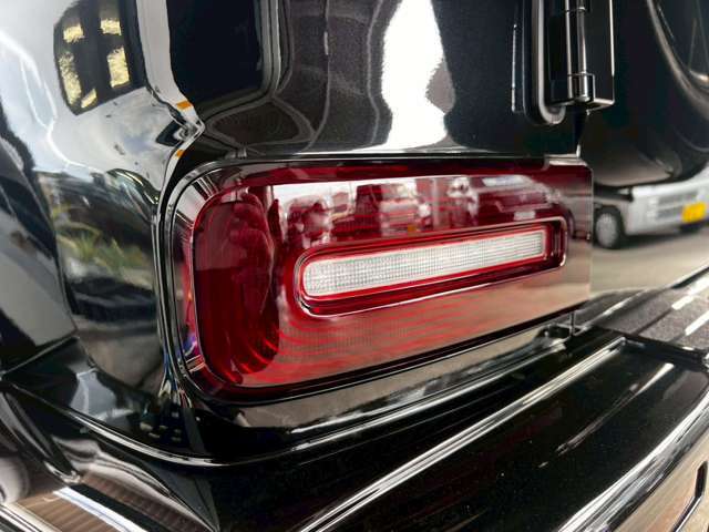 Mercedes-Benz G-Class 10