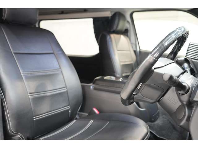 Toyota Hiace 11